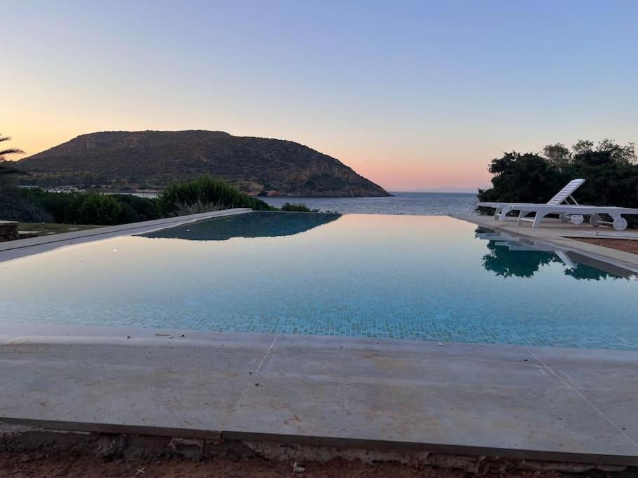 Summer Villa In Porto Rafti Bagian luar foto