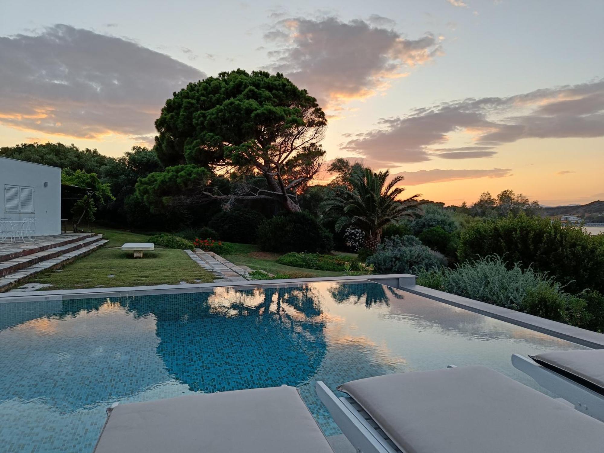 Summer Villa In Porto Rafti Bagian luar foto